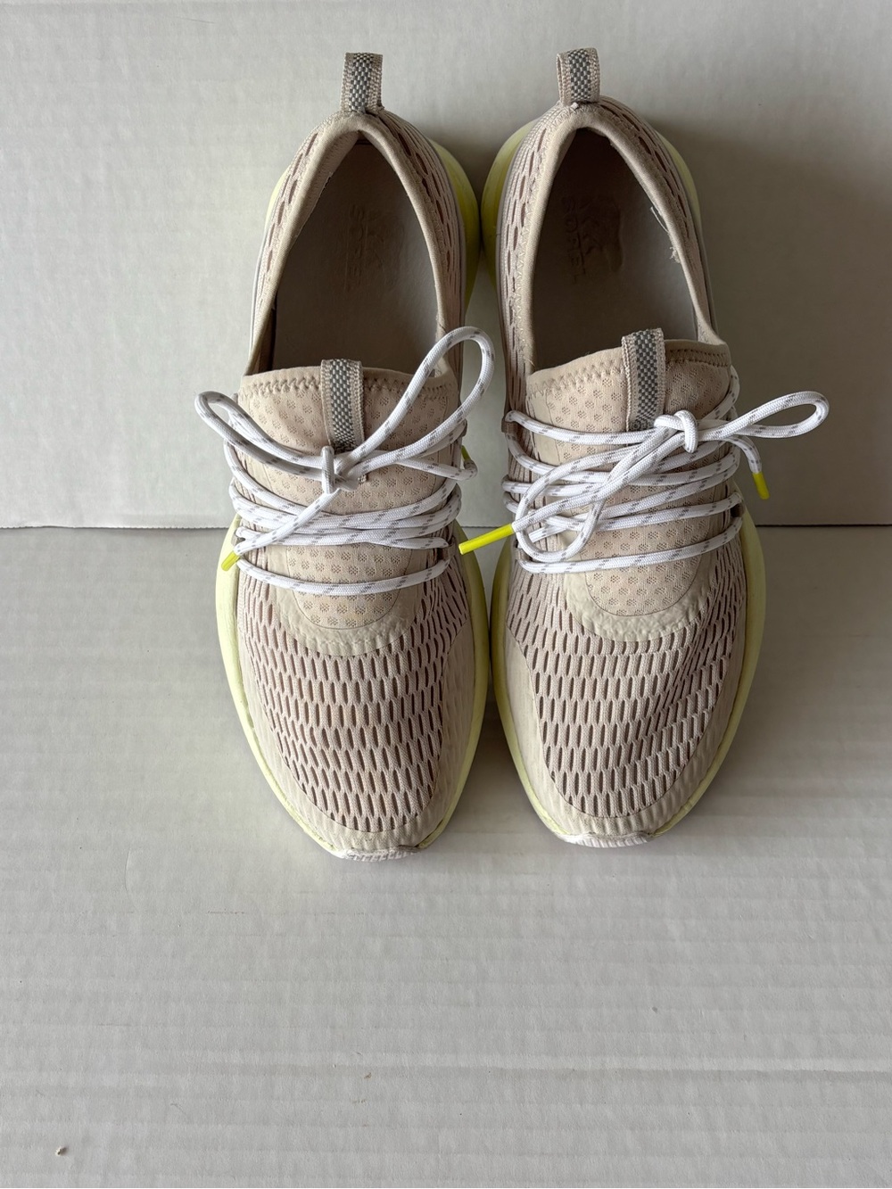 Sorel Women's Athletic Sneakers in Beige with Pale Yellow Accents Size 9